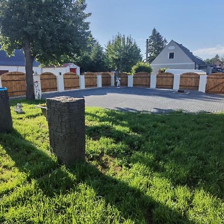 Apart Oderblick Neubleyen Екстериор снимка